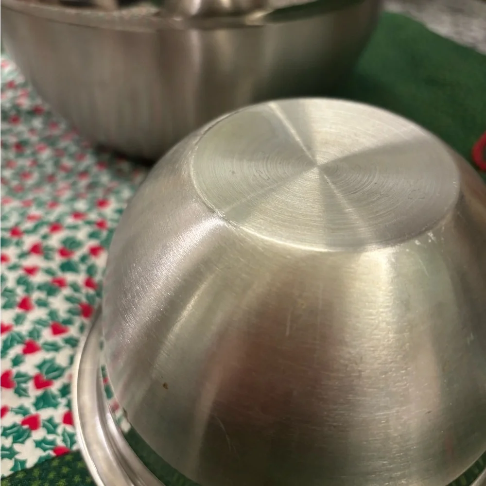 Set Of 3 Mixing Bowls Gently Loved Loved Condition Final Sale